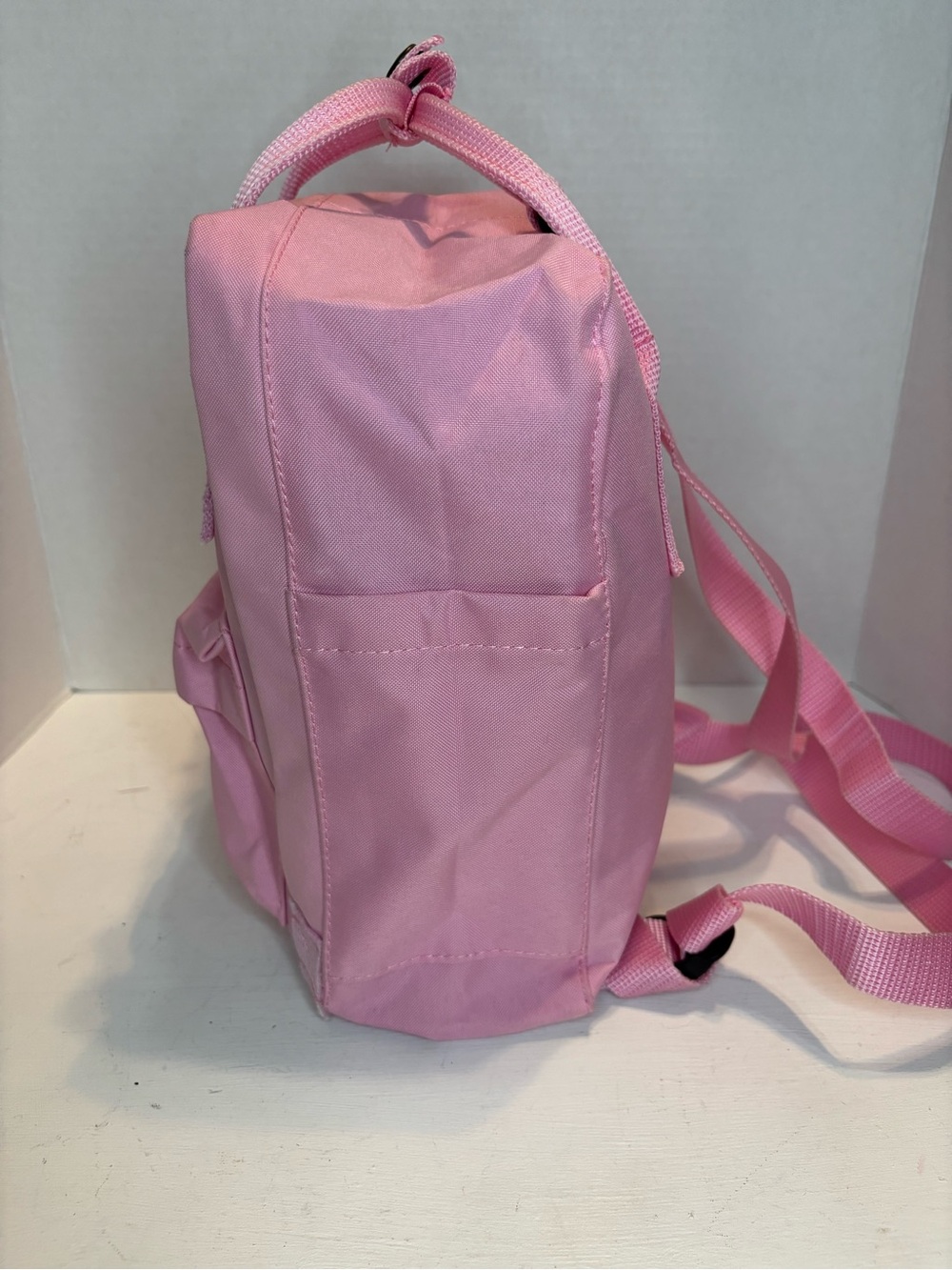 Fjallraven Kanken Mini Backpack Pink Adjustable Strap Unisex Adult - Picture 4 of 8